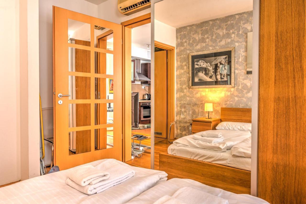 Center Apartment *