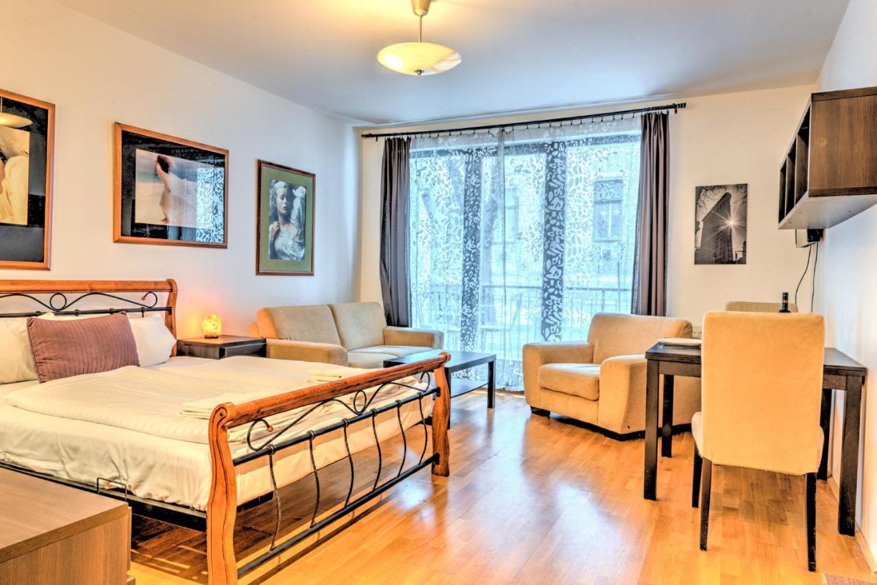 Center Apartment