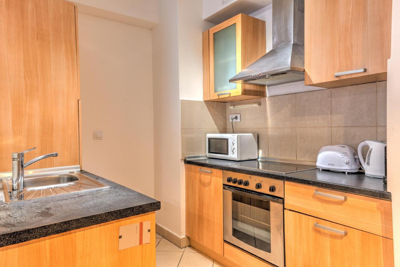 Center Apartment *